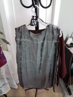 124 sz l xl x 3 tops